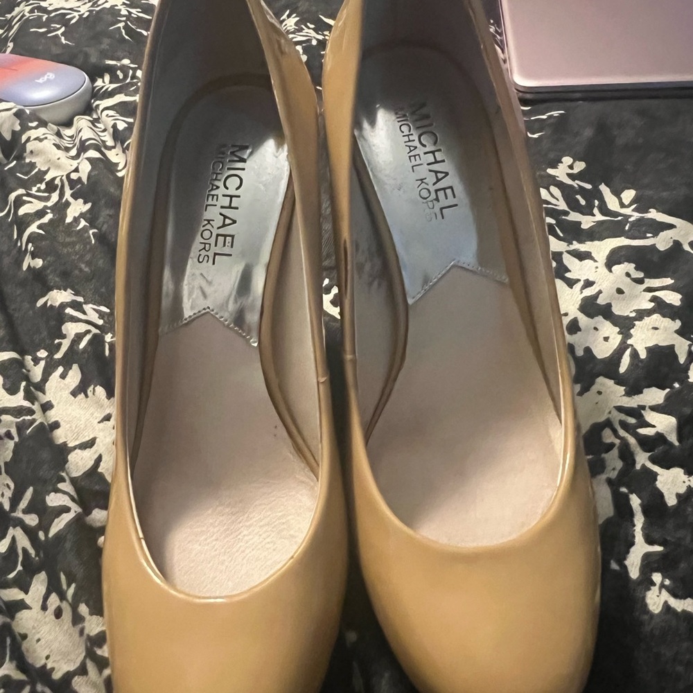 Michael Kors Women's Beige Heels